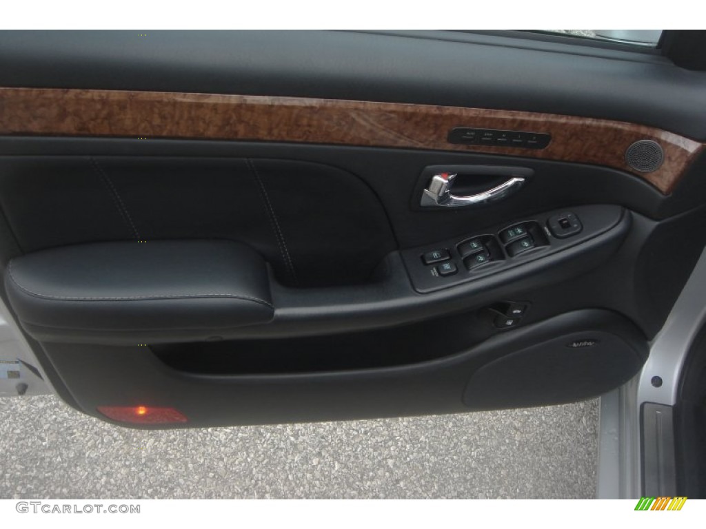 2004 XG350 L Sedan - Titanium / Black photo #12