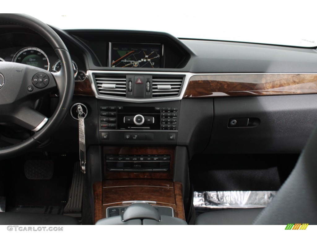 2011 E 350 4Matic Sedan - Arctic White / Black photo #9