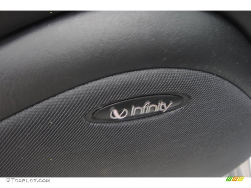 2004 Hyundai XG350 L Sedan Audio System Photos