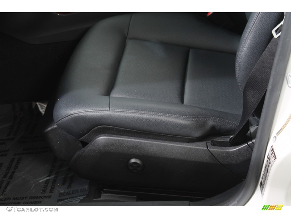 2011 E 350 4Matic Sedan - Arctic White / Black photo #20