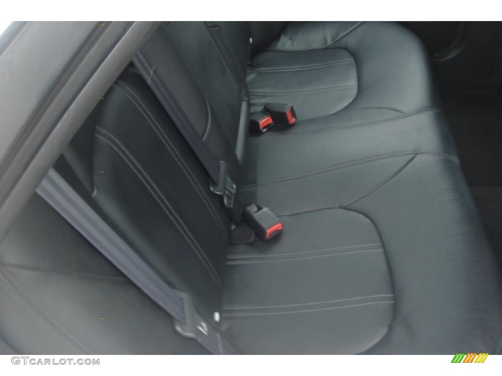 2004 XG350 L Sedan - Titanium / Black photo #48