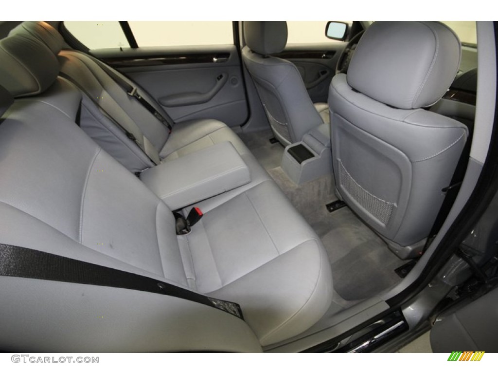2004 3 Series 330i Sedan - Silver Grey Metallic / Grey photo #28