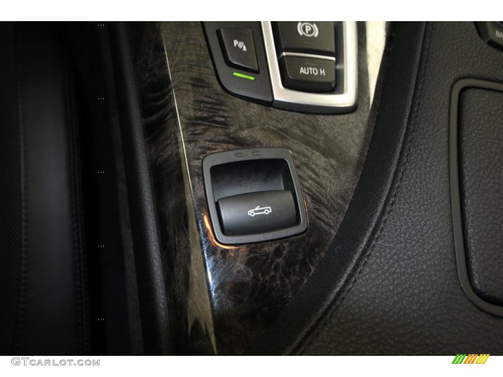 2012 BMW 6 Series 650i Convertible Controls Photo #76922577