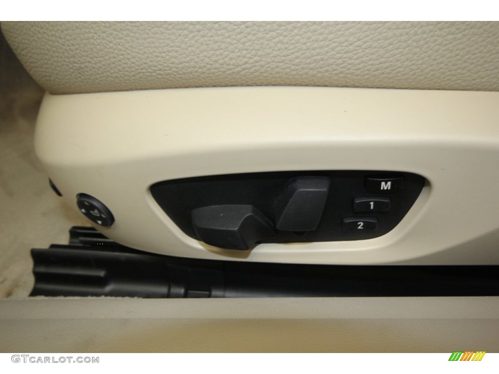 2010 BMW 3 Series 328i Convertible Controls Photo #76923048