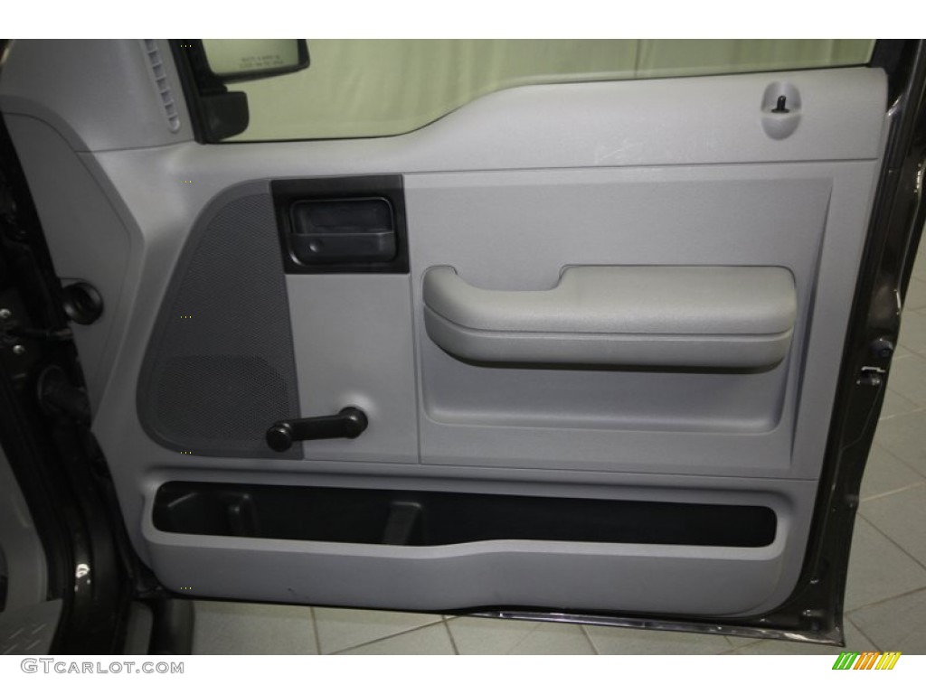 2005 F150 STX SuperCab - Dark Stone Metallic / Medium Flint Grey photo #30