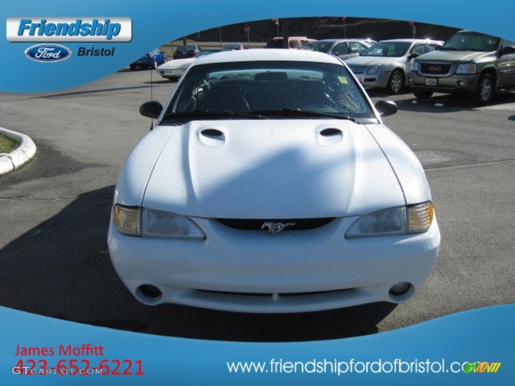 1998 Mustang SVT Cobra Coupe - Ultra White / Black photo #3