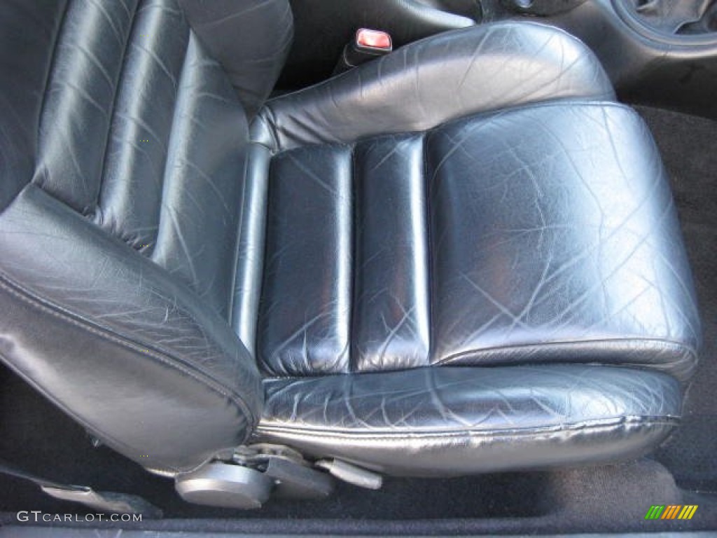 1998 Mustang SVT Cobra Coupe - Ultra White / Black photo #15