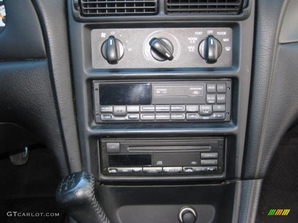 1998 Ford Mustang SVT Cobra Coupe Controls Photos