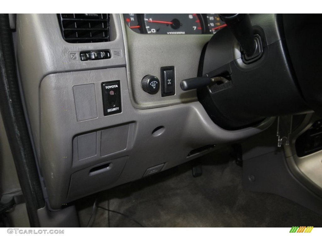 2002 4Runner SR5 4x4 - Thunder Cloud Metallic / Gray photo #22