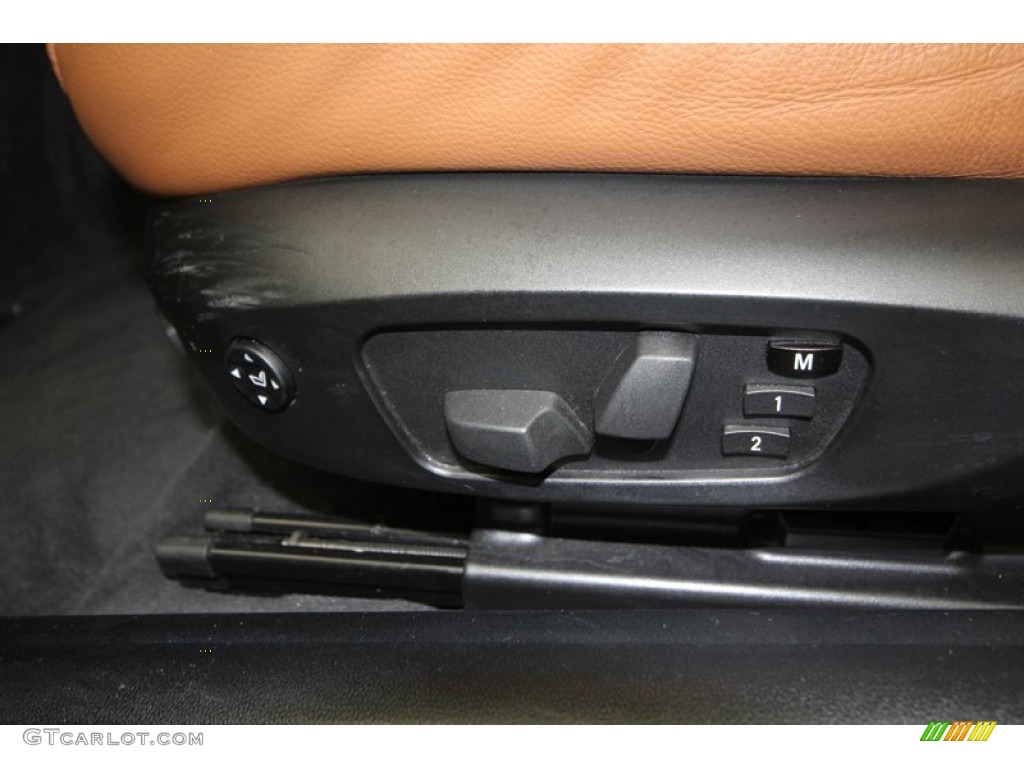2010 BMW 3 Series 328i Coupe Controls Photo #76926860