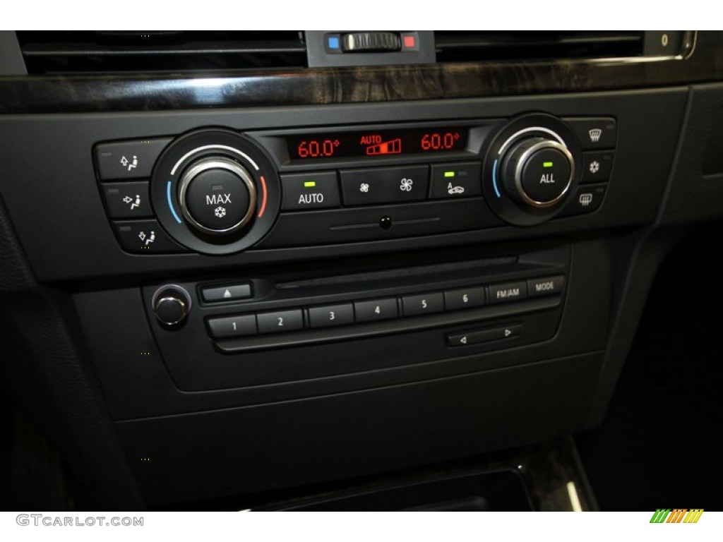 2010 BMW 3 Series 328i Coupe Controls Photo #76926889