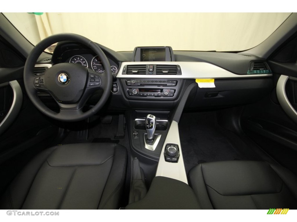 2013 3 Series 328i Sedan - Alpine White / Black photo #4