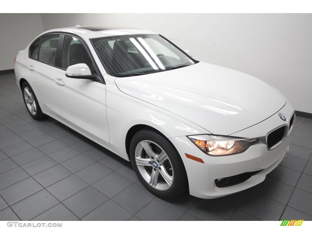 2013 3 Series 328i Sedan - Alpine White / Black photo #7