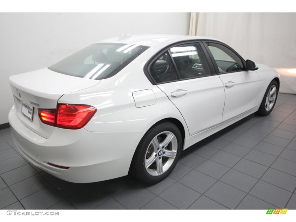 2013 3 Series 328i Sedan - Alpine White / Black photo #9