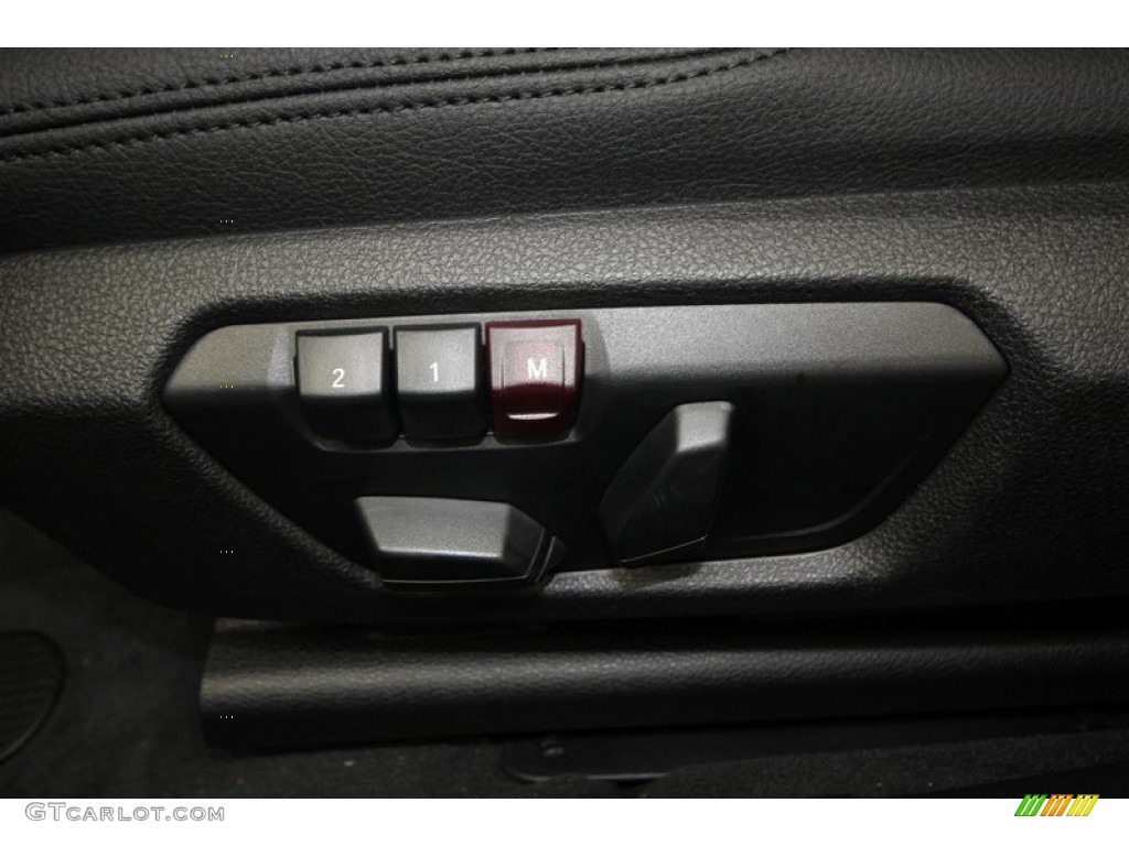 2013 3 Series 328i Sedan - Alpine White / Black photo #15