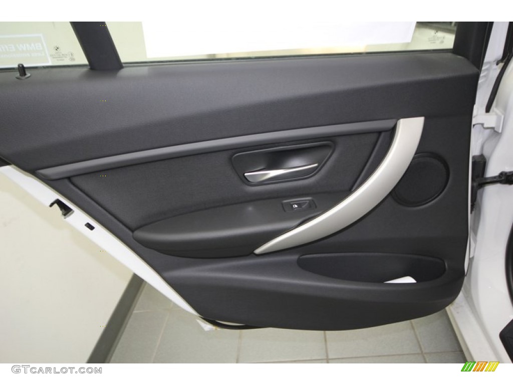 2013 3 Series 328i Sedan - Alpine White / Black photo #25