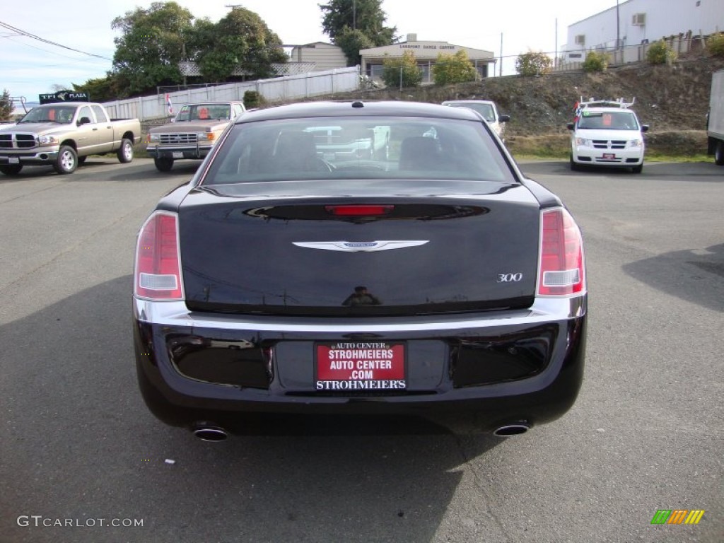 2012 300 Limited - Gloss Black / Black photo #6