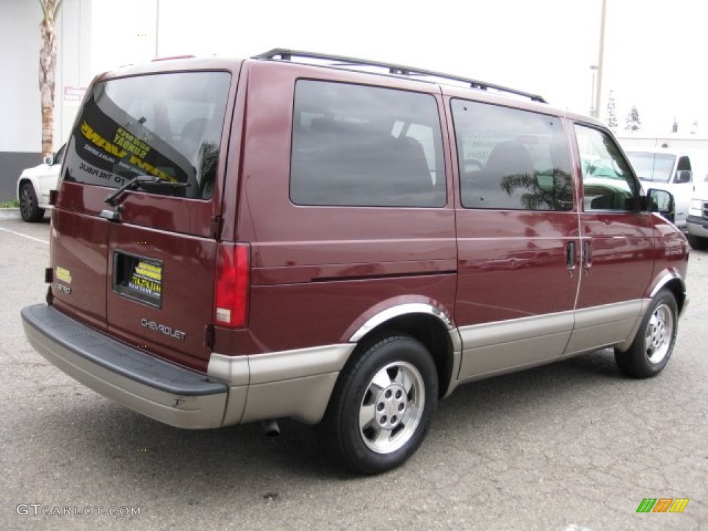 2003 Astro  - Dark Carmine Red Metallic / Medium Gray photo #6