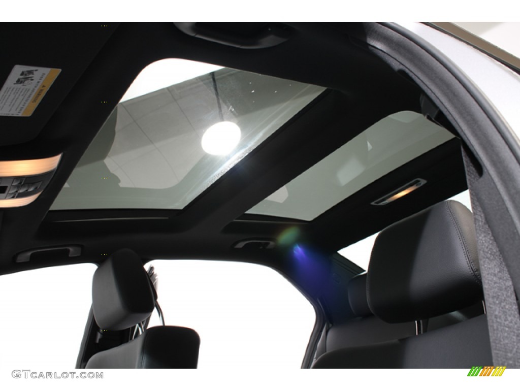 2010 Mercedes-Benz E 350 4Matic Sedan Sunroof Photos