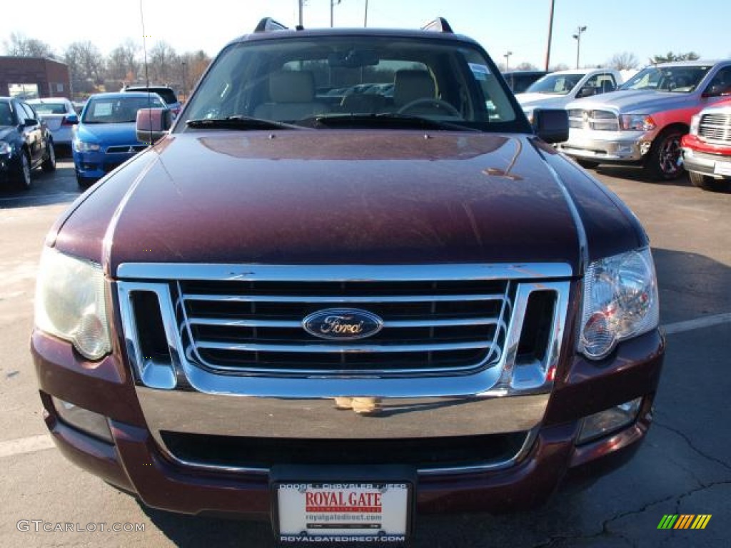 2007 Explorer Sport Trac Limited 4x4 - Dark Cherry Metallic / Camel photo #8