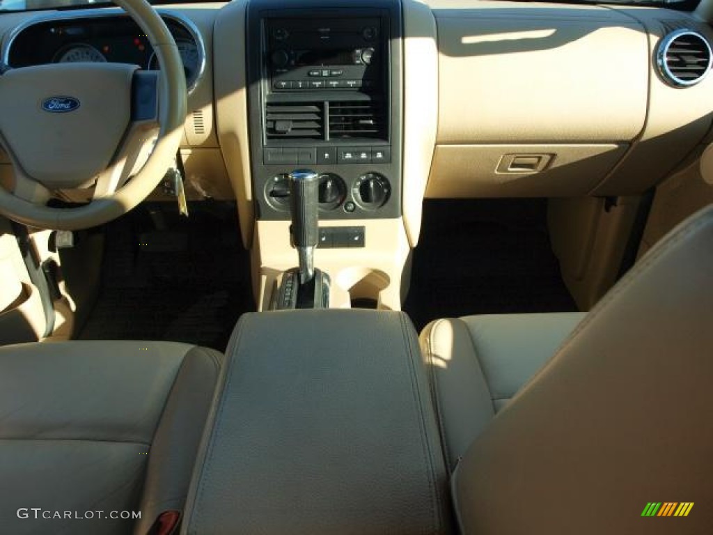 2007 Explorer Sport Trac Limited 4x4 - Dark Cherry Metallic / Camel photo #10