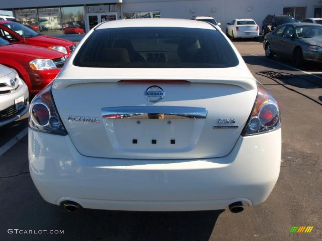 2012 Altima 2.5 S Special Edition - Winter Frost White / Blonde photo #6