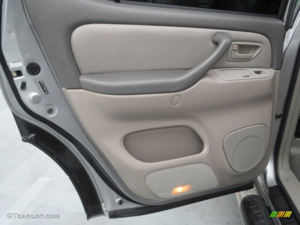 2006 Toyota Sequoia SR5 Light Charcoal Door Panel Photo #76932487