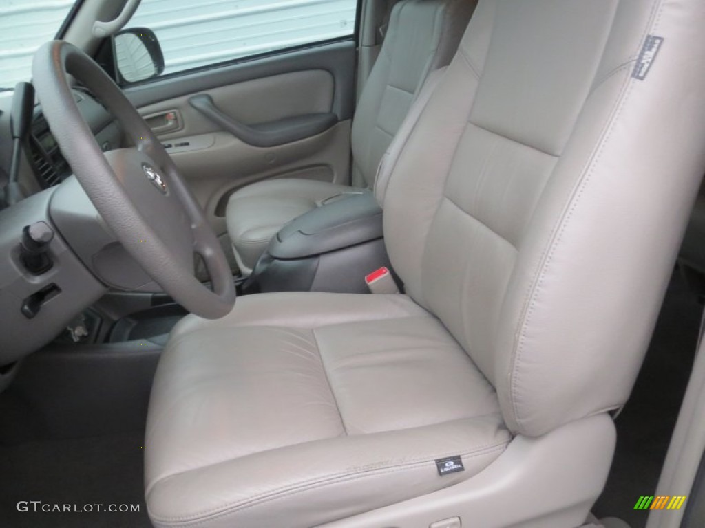 2006 Toyota Sequoia SR5 Front Seat Photo #76932601