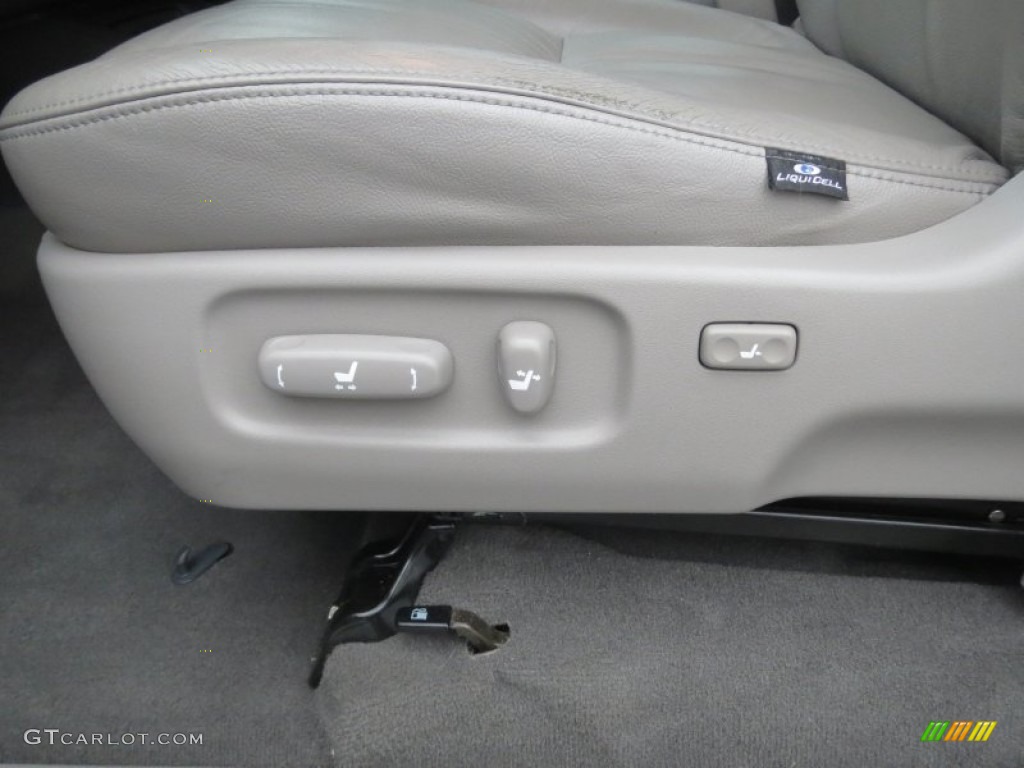 2006 Toyota Sequoia SR5 Front Seat Photo #76932622