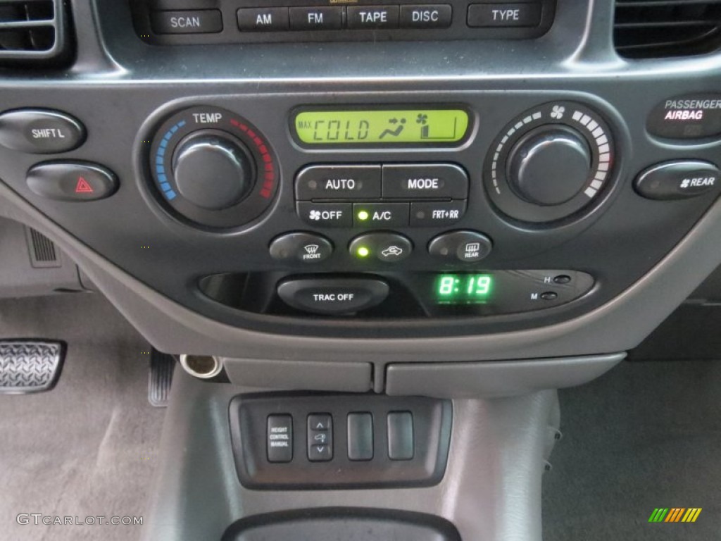 2006 Toyota Sequoia SR5 Controls Photo #76932703