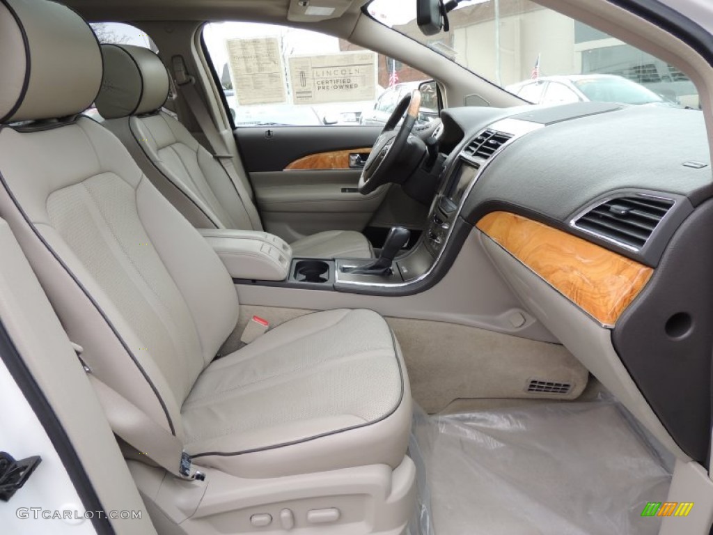 Medium Light Stone Interior 2011 Lincoln MKX AWD Photo #76934851