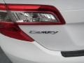 Super White - Camry SE Photo No. 5