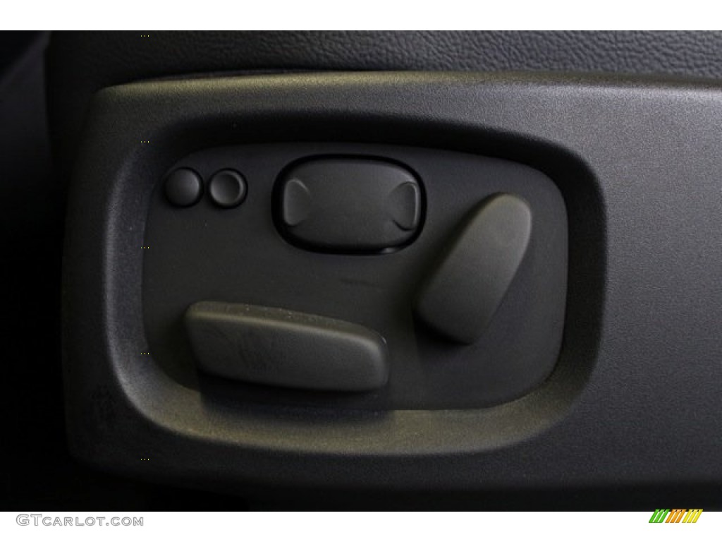 2011 Land Rover Range Rover Sport GT Limited Edition Controls Photo #76935934