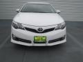 Super White - Camry SE Photo No. 9