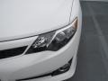 Super White - Camry SE Photo No. 10