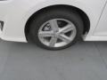 Super White - Camry SE Photo No. 12
