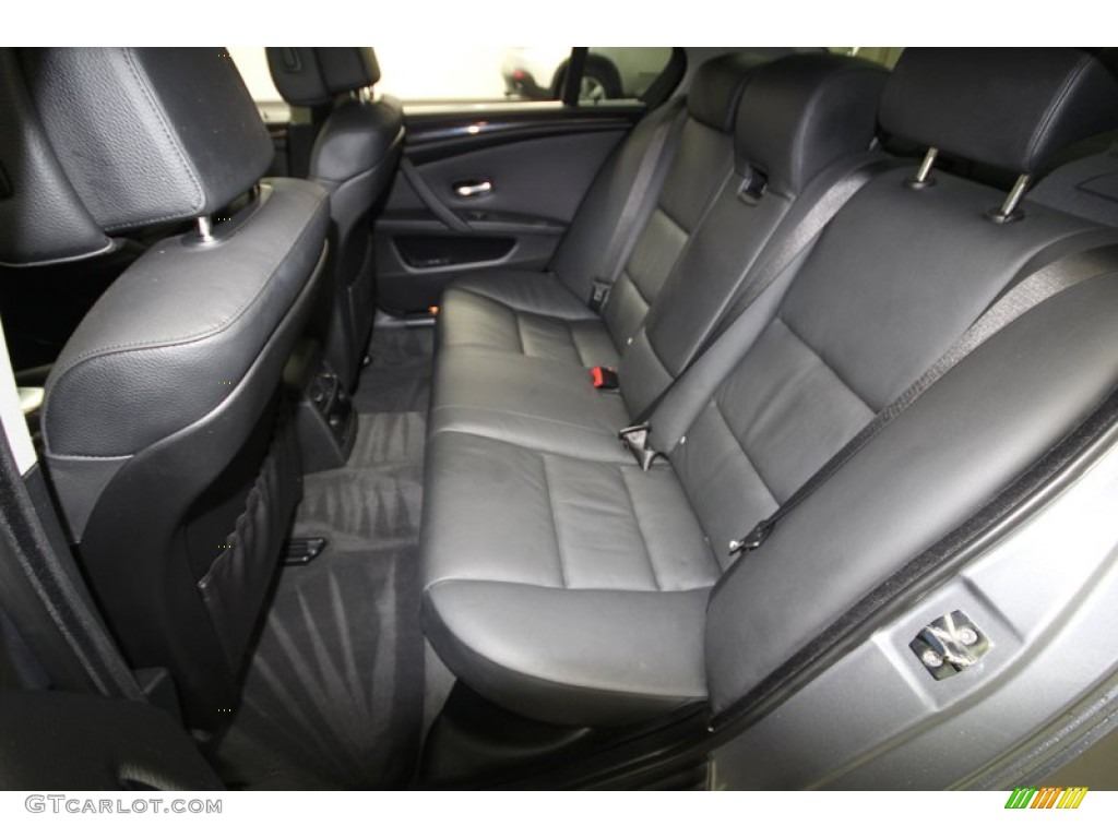 2010 BMW 5 Series 528i Sedan Rear Seat Photo #76936105