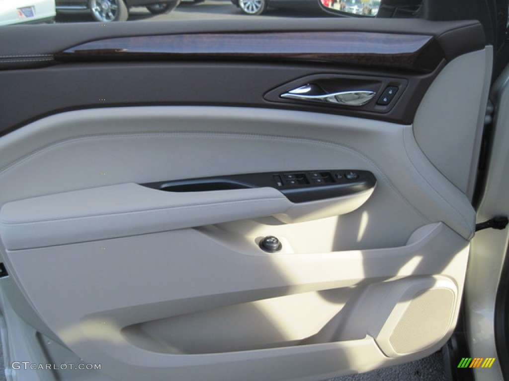 2013 SRX Luxury AWD - Radiant Silver Metallic / Shale/Brownstone photo #9