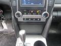 Super White - Camry SE Photo No. 27