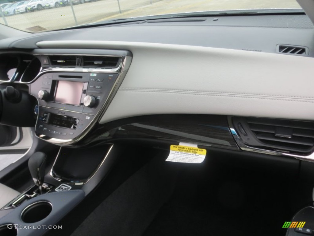 2013 Toyota Avalon Hybrid XLE Light Gray Dashboard Photo #76936842