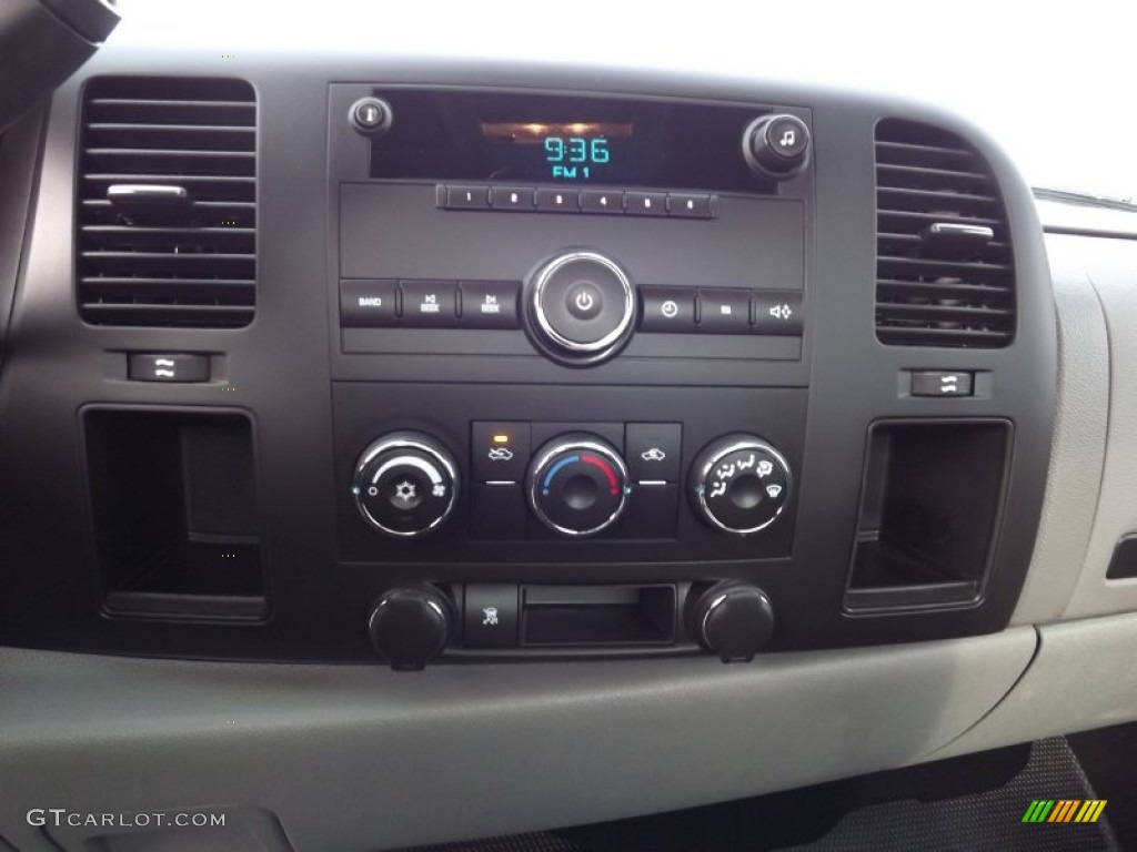 2011 GMC Sierra 1500 Regular Cab Controls Photo #76937308