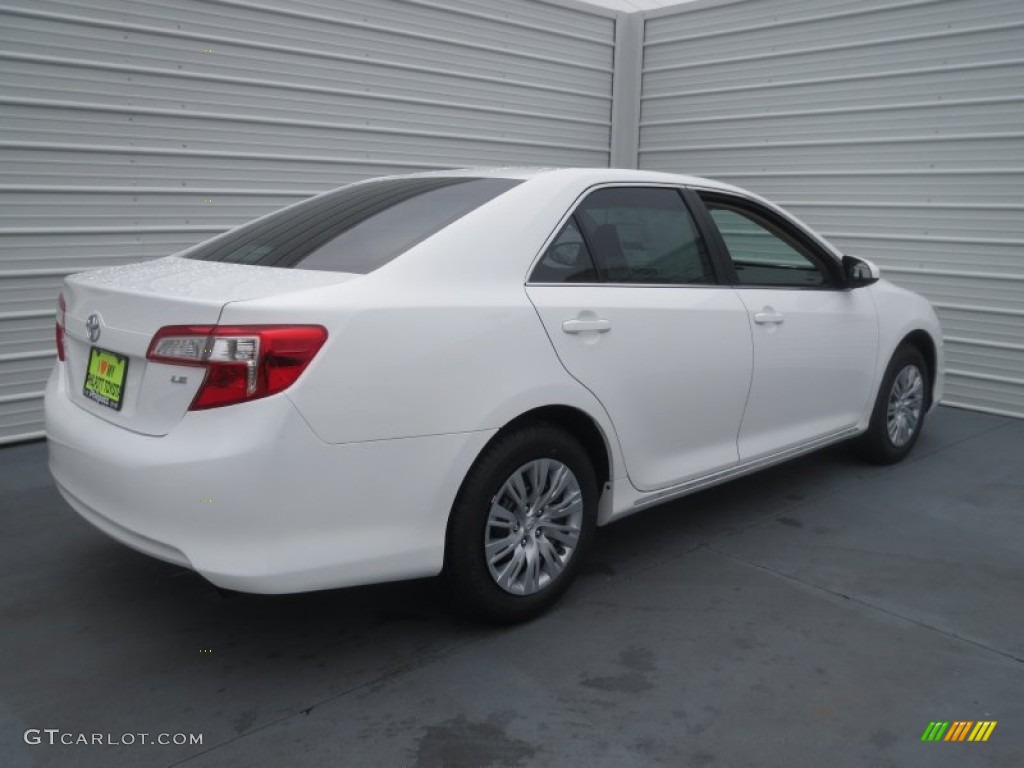 2013 Camry LE - Super White / Ivory photo #3