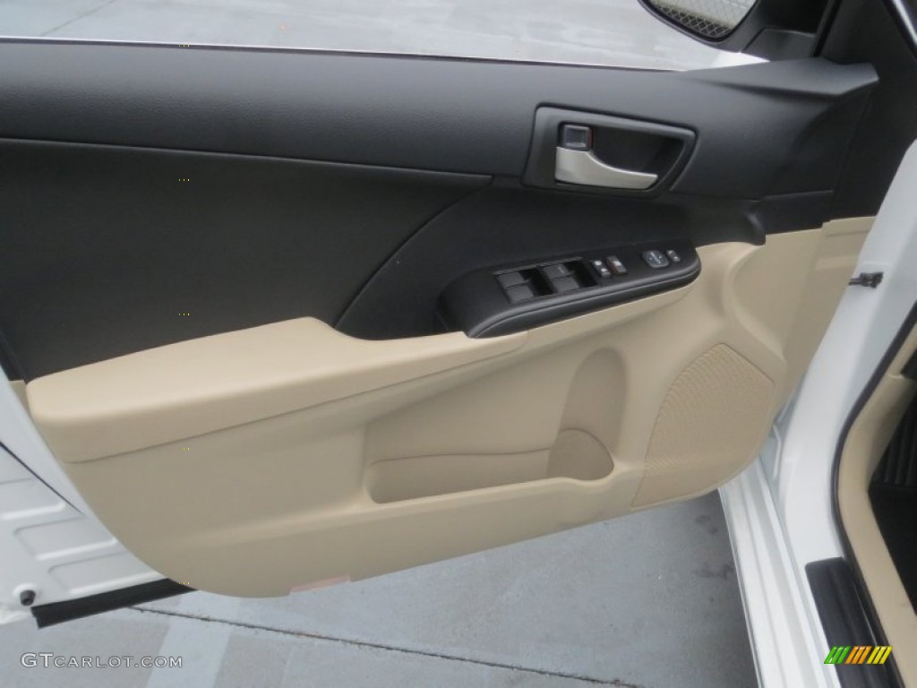 2013 Camry LE - Super White / Ivory photo #20