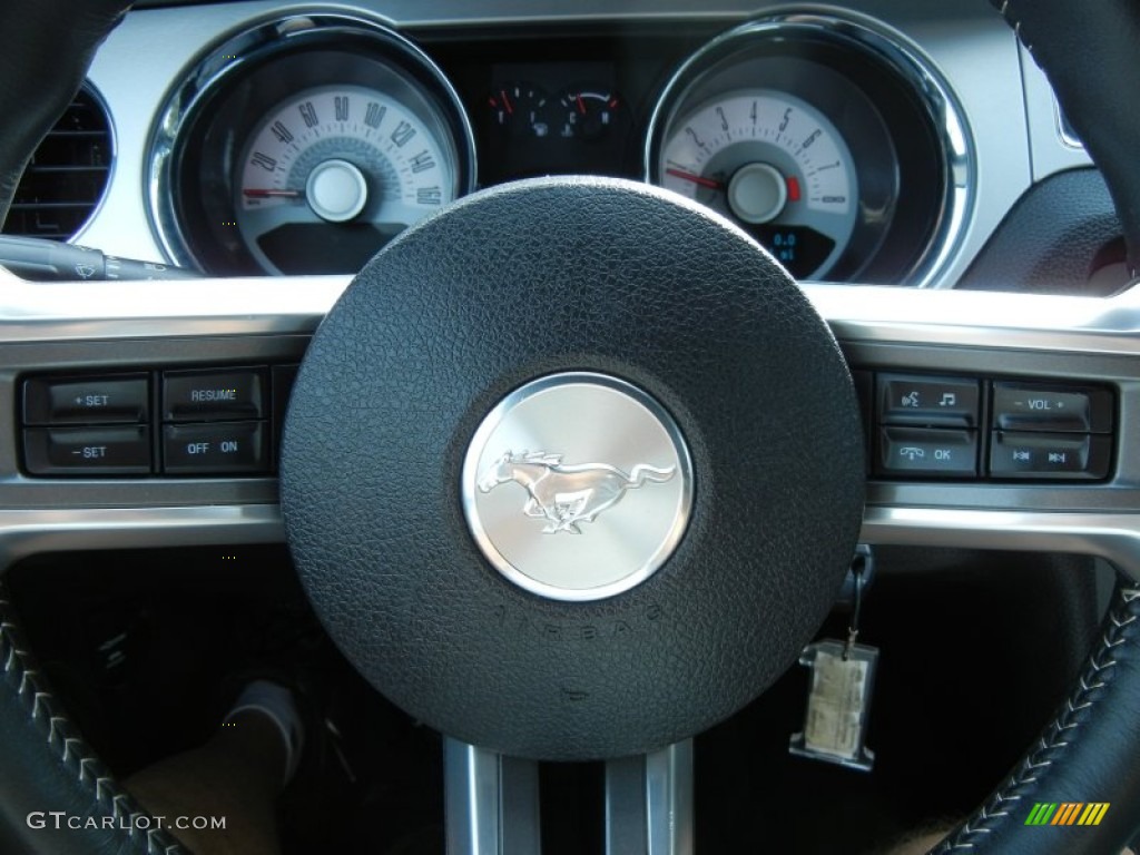 2012 Mustang V6 Premium Convertible - Grabber Blue / Charcoal Black photo #27