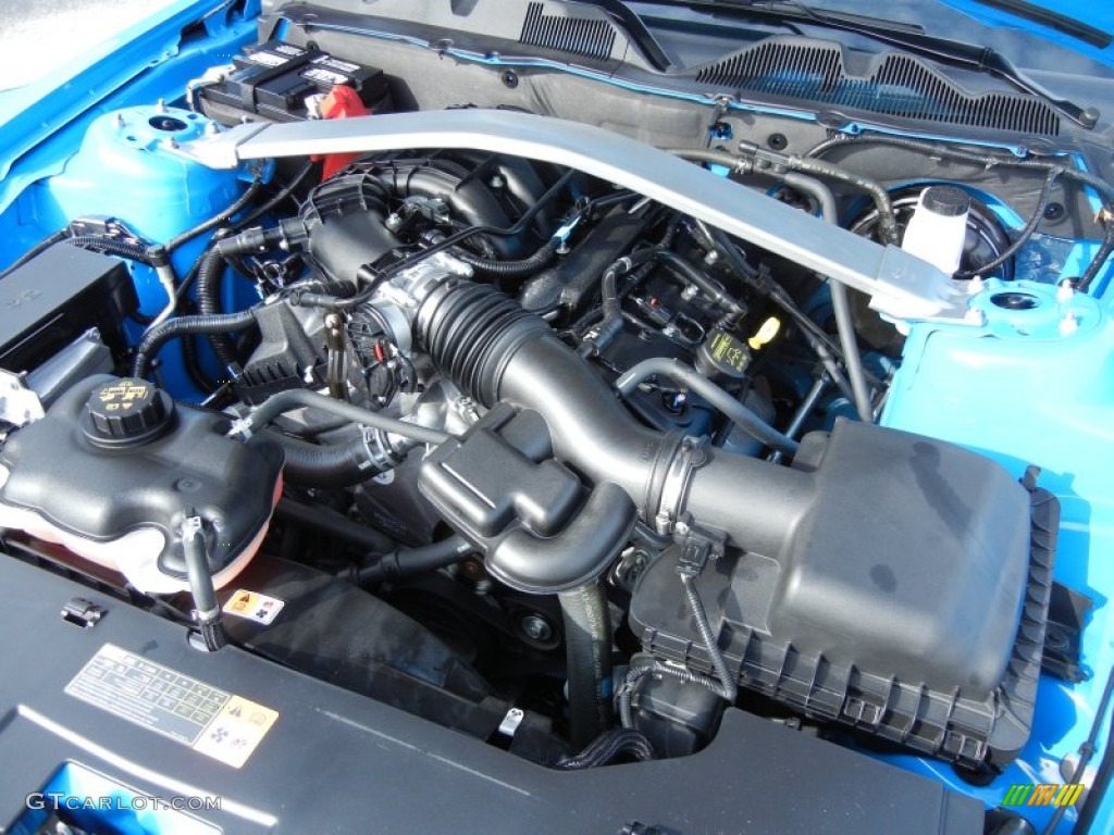 2012 Mustang V6 Premium Convertible - Grabber Blue / Charcoal Black photo #29