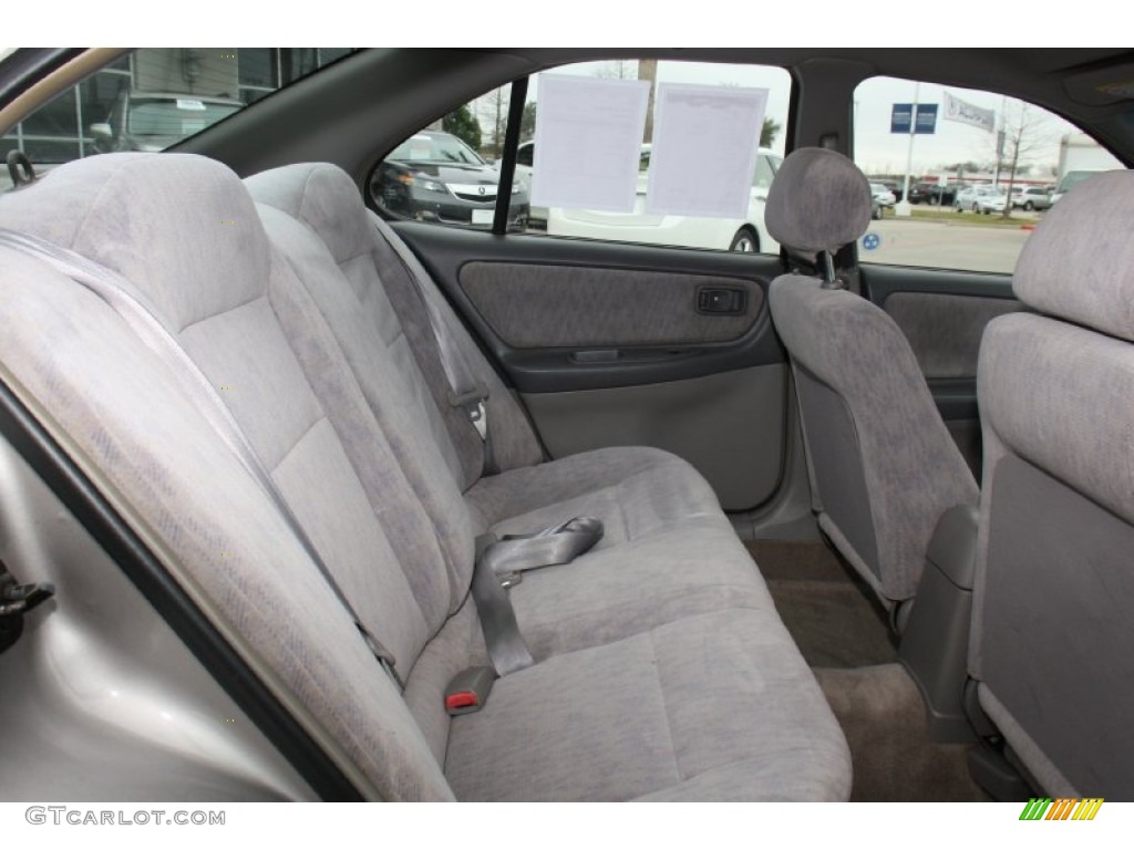 1999 Nissan Altima GXE Rear Seat Photo #76942963