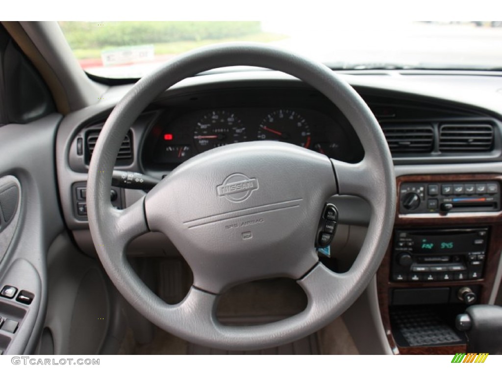 1999 Nissan Altima GXE Dusk Steering Wheel Photo #76943047