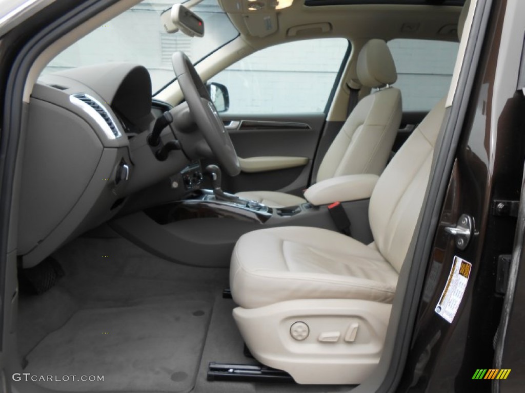 Cardamom Beige Interior 2011 Audi Q5 3.2 quattro Photo #76944235