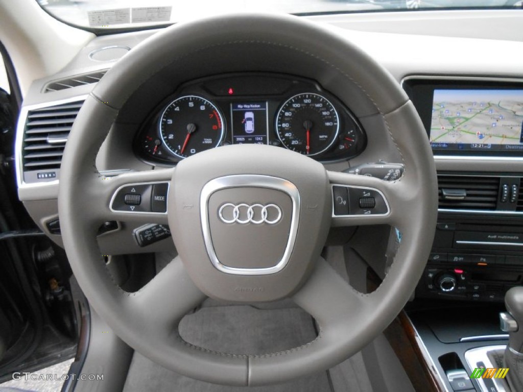 2011 Audi Q5 3.2 quattro Cardamom Beige Steering Wheel Photo #76944694
