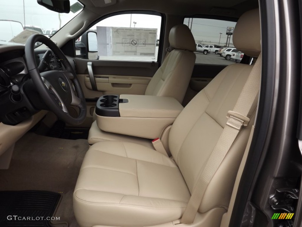 2013 Chevrolet Silverado 2500HD LT Crew Cab 4x4 Front Seat Photo #76944727